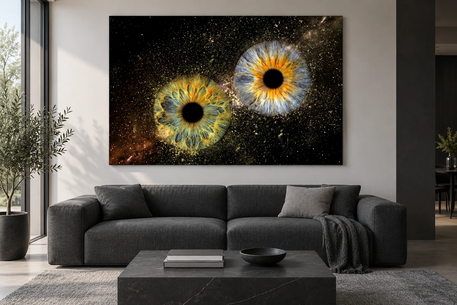 Wohnraumvisualisierung mit großformatigem Galaxy-Wandbild über einem Sofa